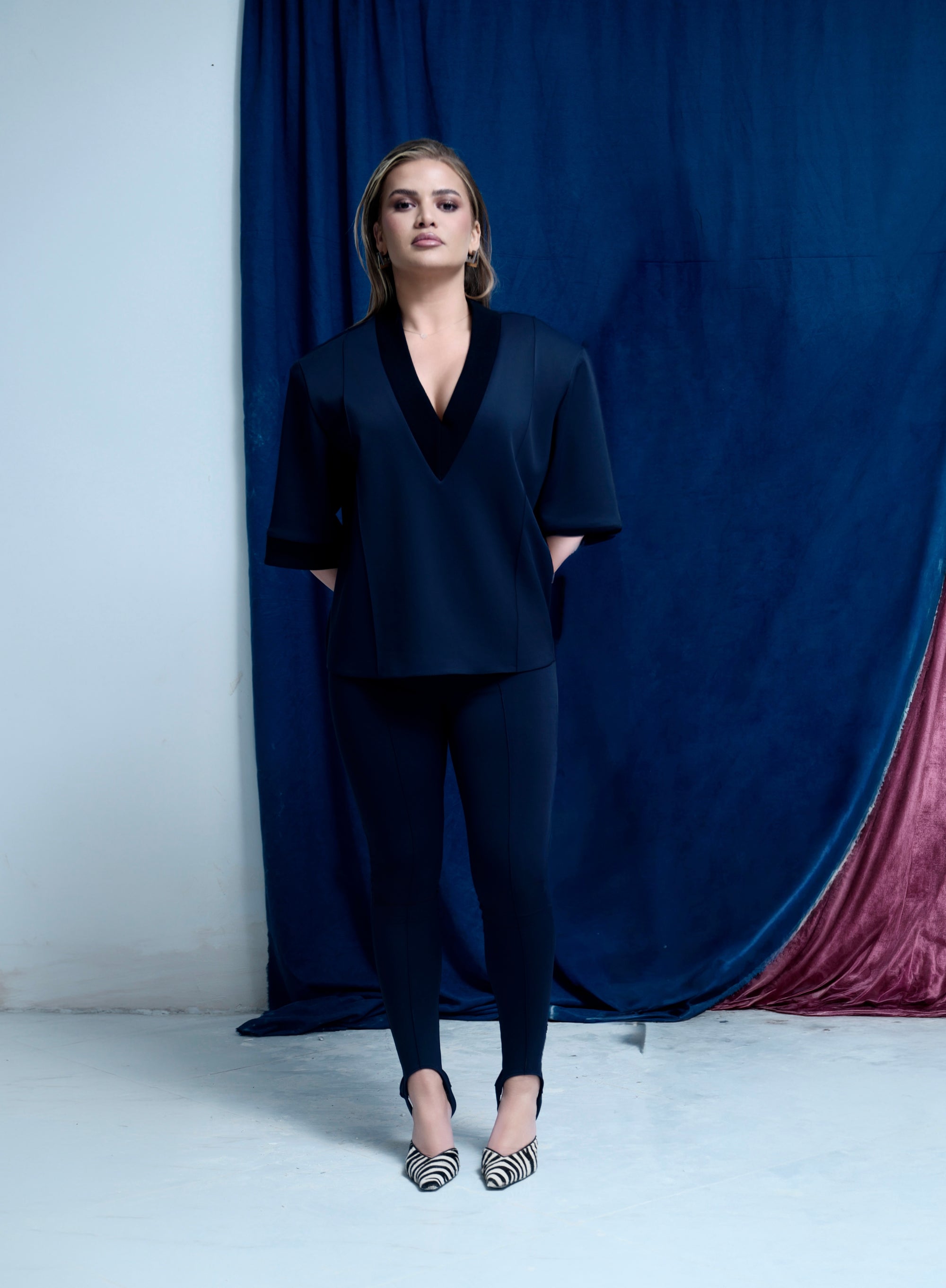 La V Drammatica (Navy) - Set