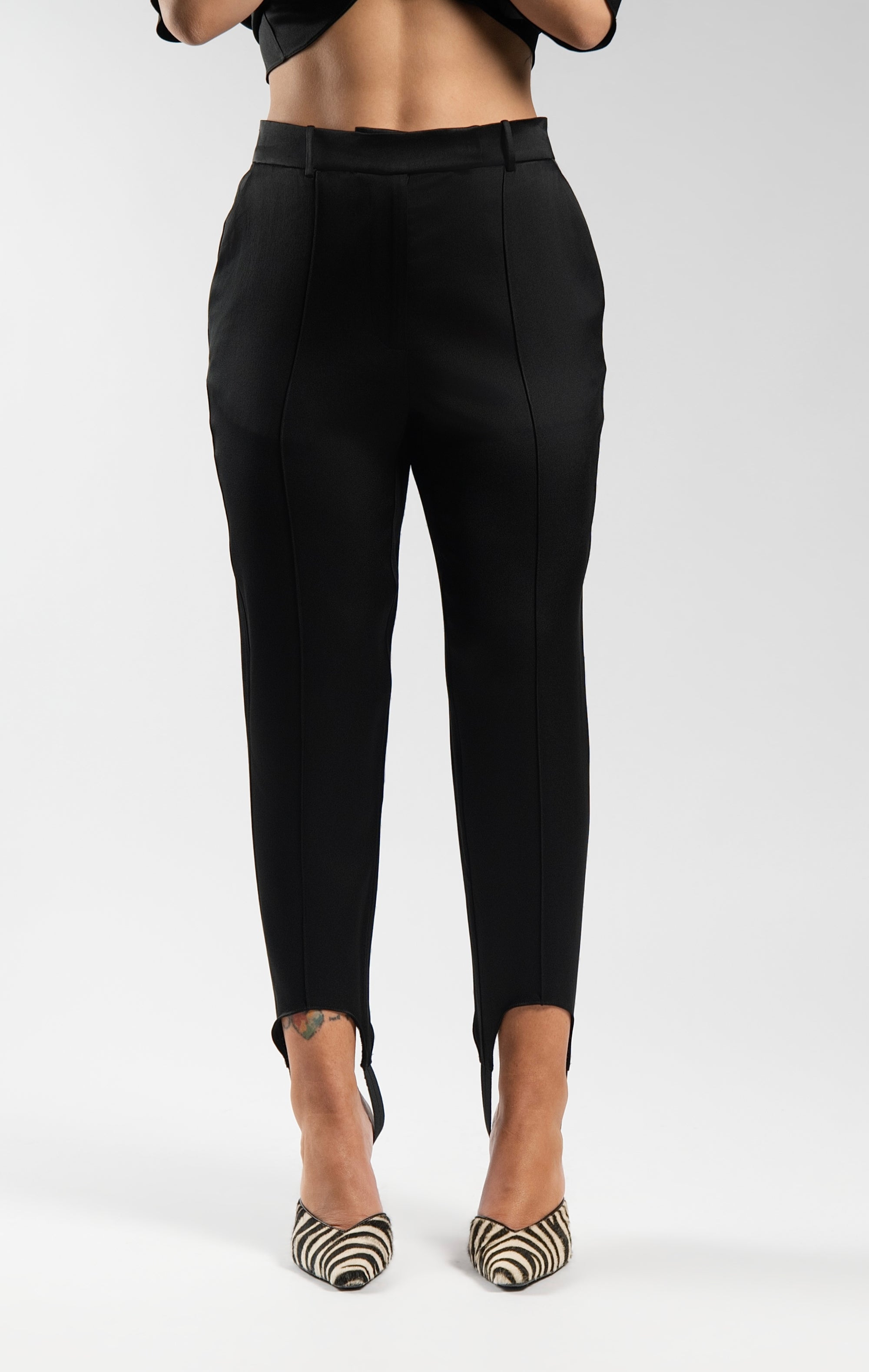 Controllo (Black) - Pants