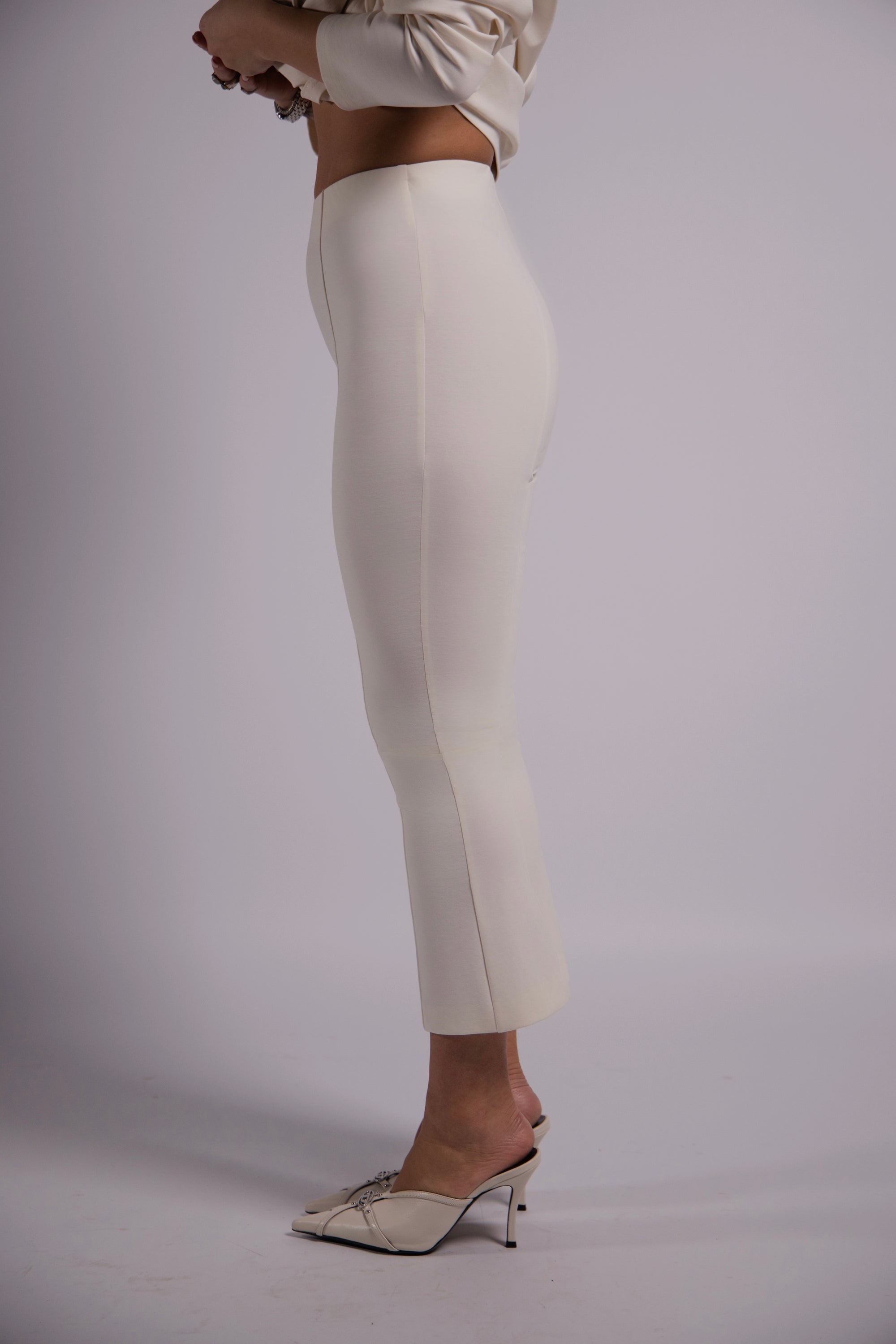 Elsa long capris - Cream