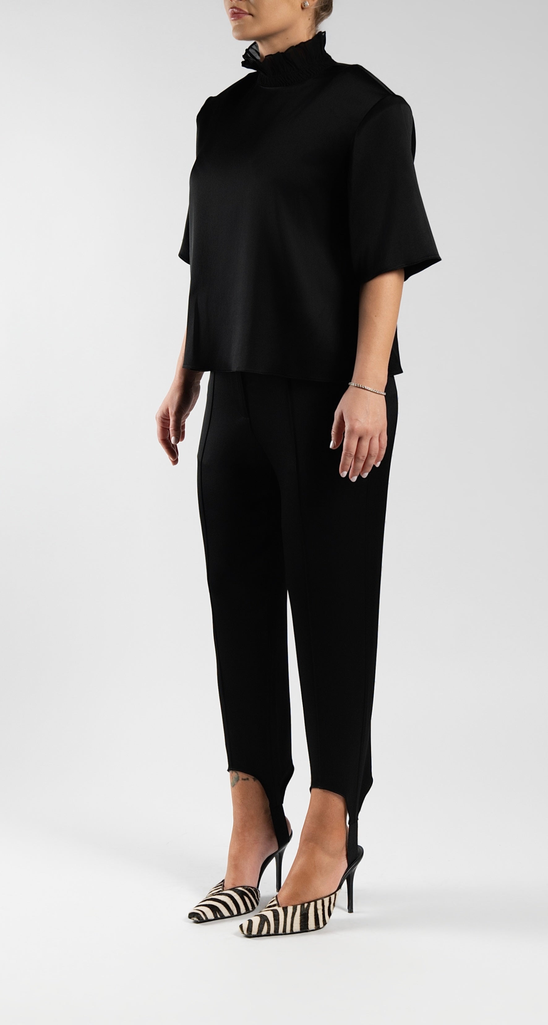 La Velata (Black) - Blouse