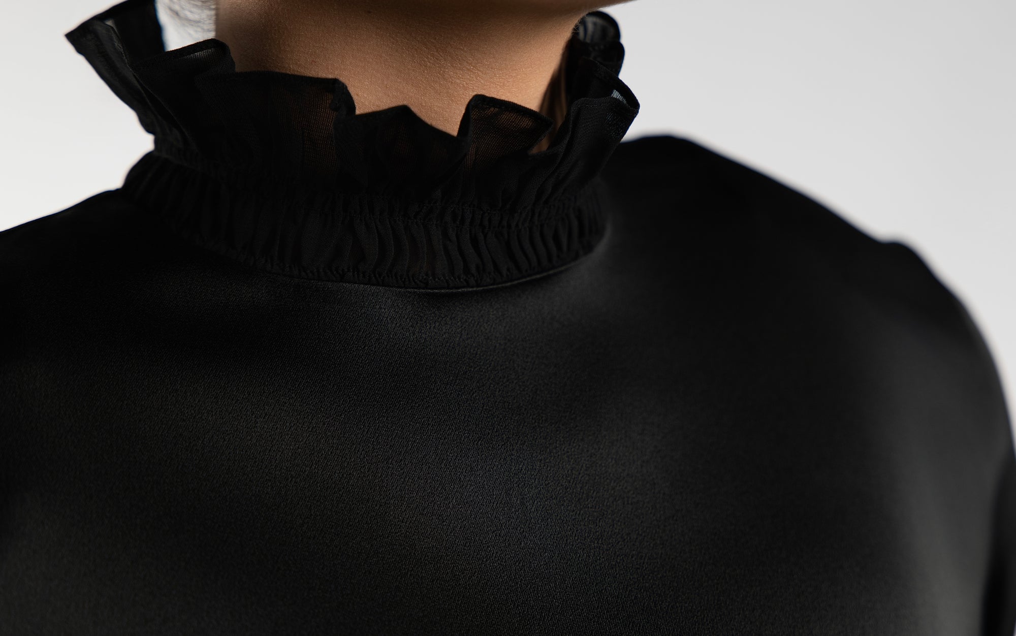 La Velata (Black) - Blouse