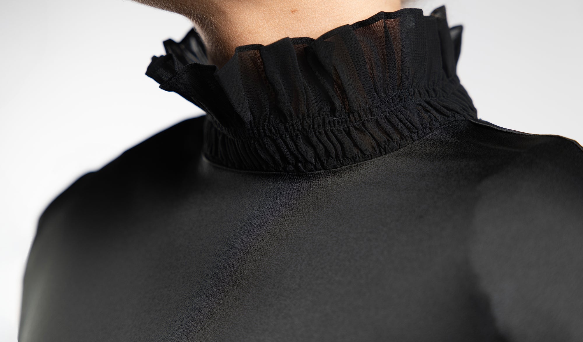 La Velata (Black) - Blouse
