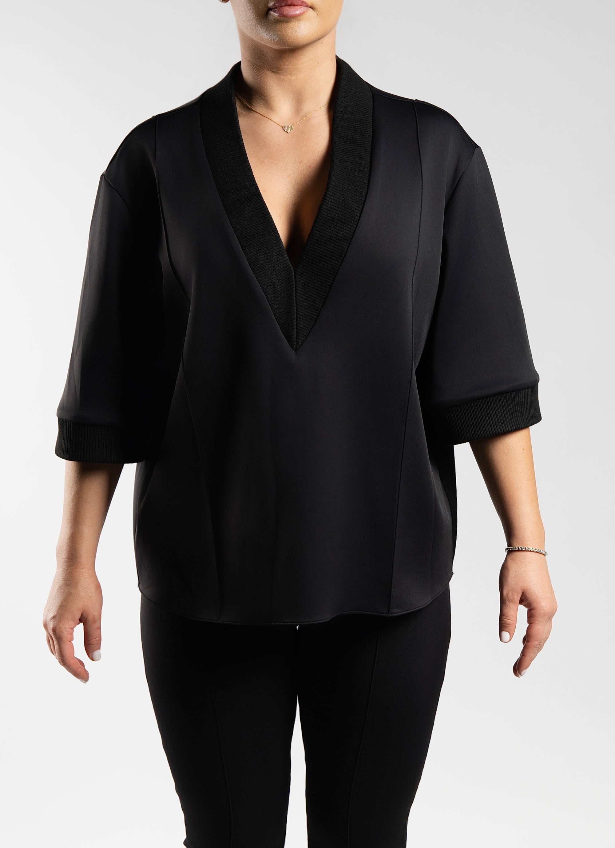 La V Drammatica (Black) - Top