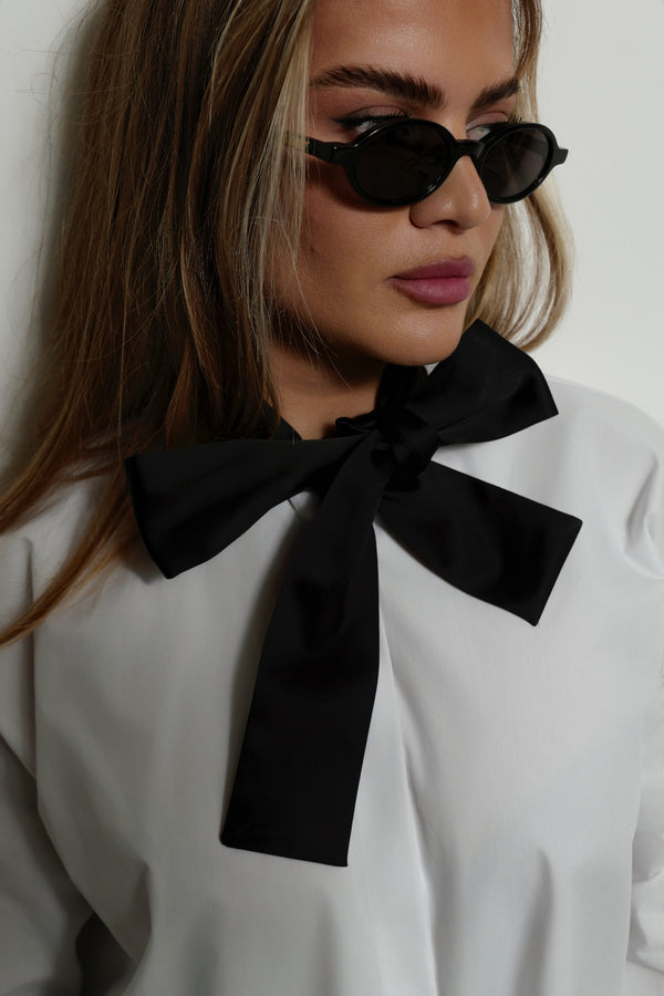 The Silk Bow - Black