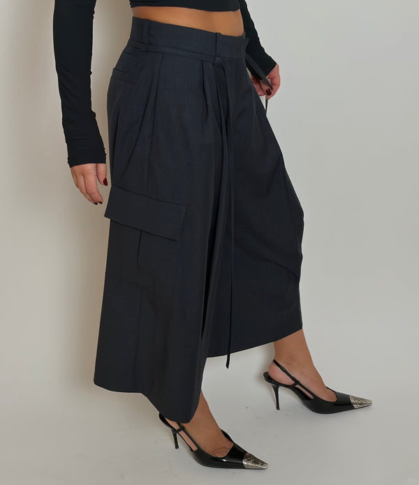 Drop (Dark Navy) - Bermudas